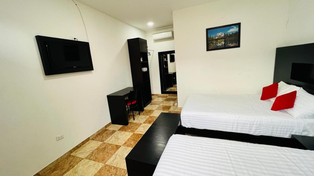 Hotel Villa Pralaya Джутепек Екстериор снимка