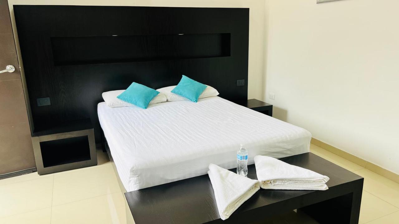 Hotel Villa Pralaya Джутепек Екстериор снимка